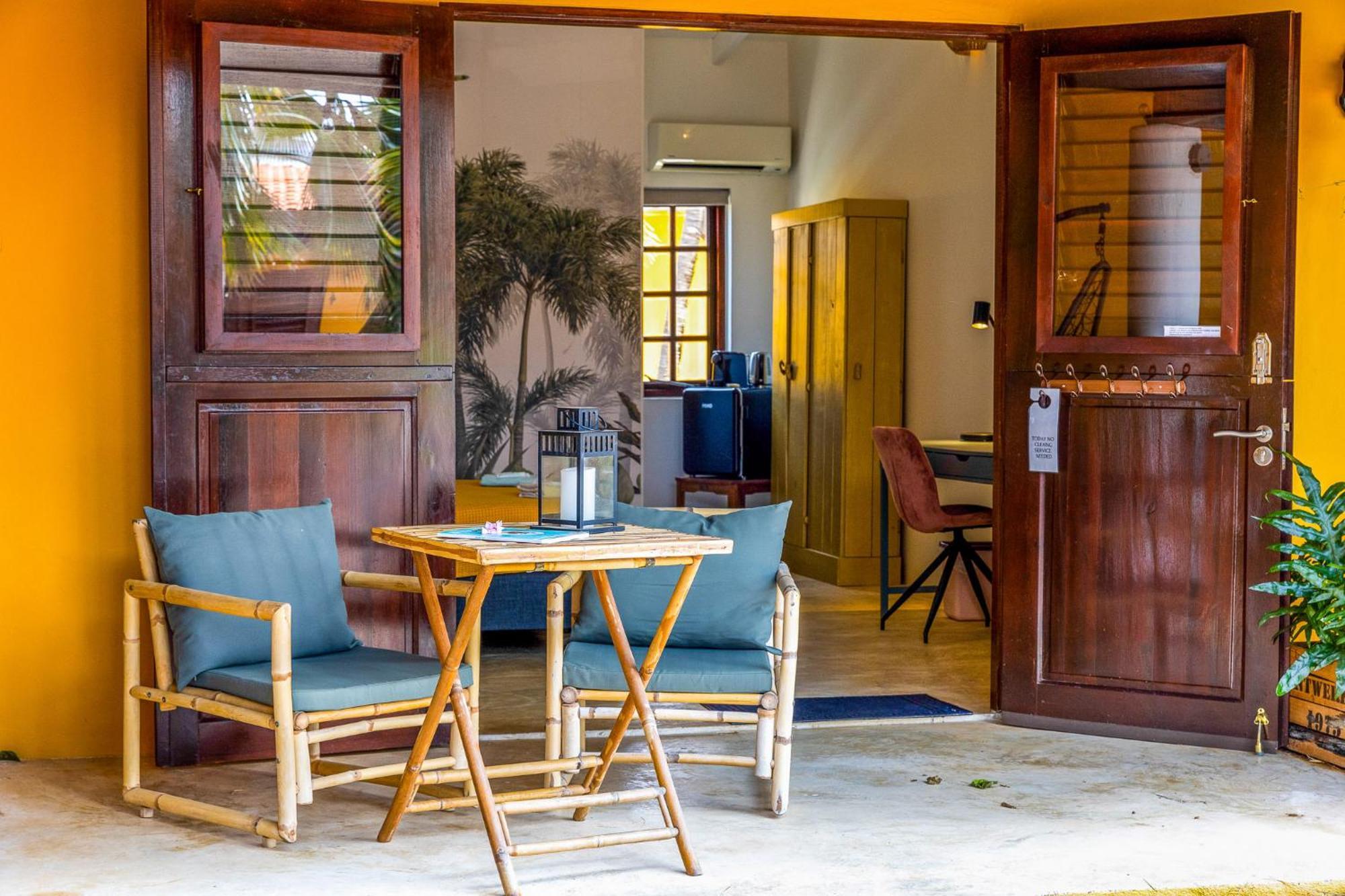 Boutique Hotel Wanapa - Adult Friendly - 14 Years And Older クラレンダイク エクステリア 写真