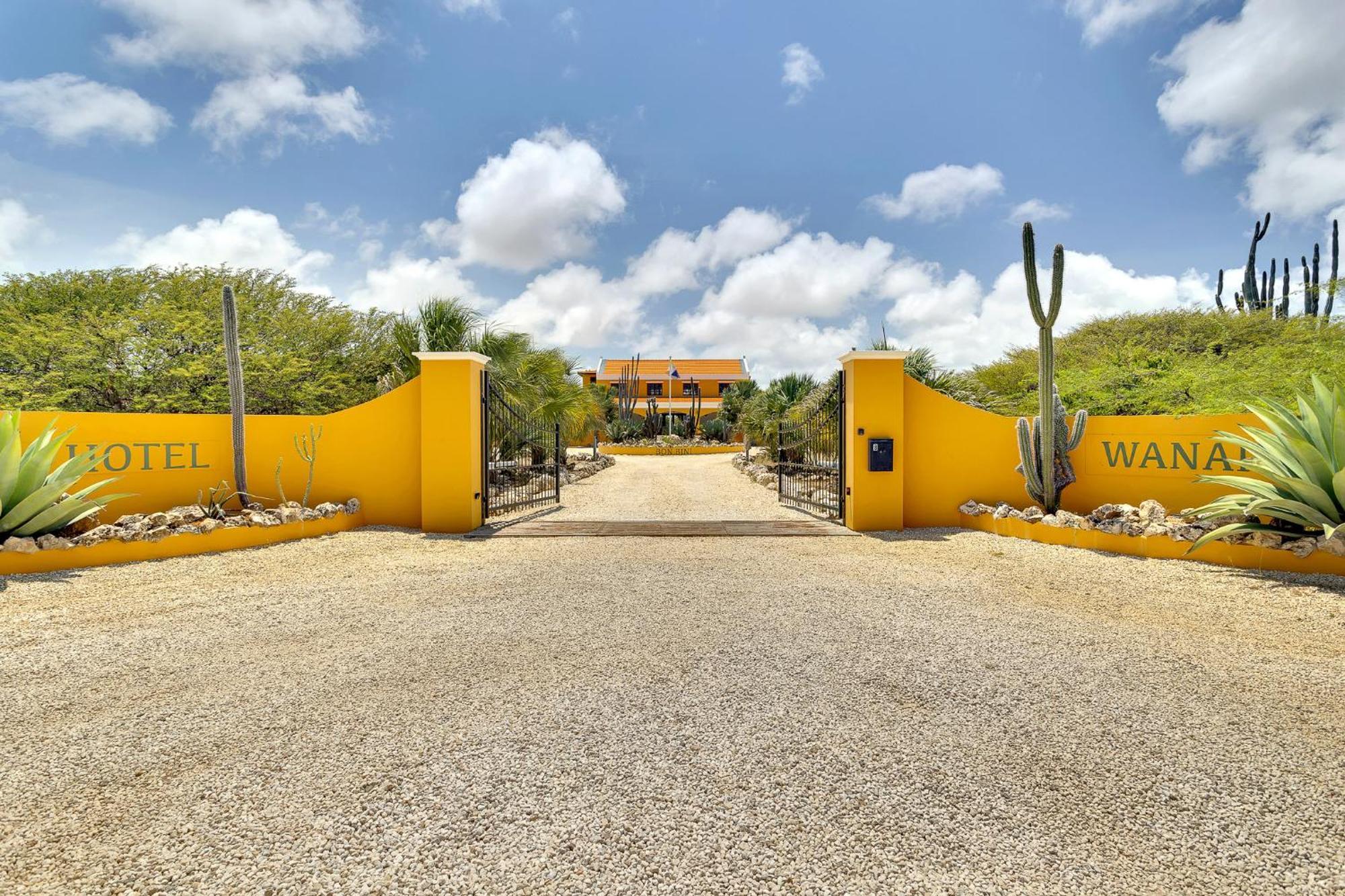 Boutique Hotel Wanapa - Adult Friendly - 14 Years And Older クラレンダイク エクステリア 写真