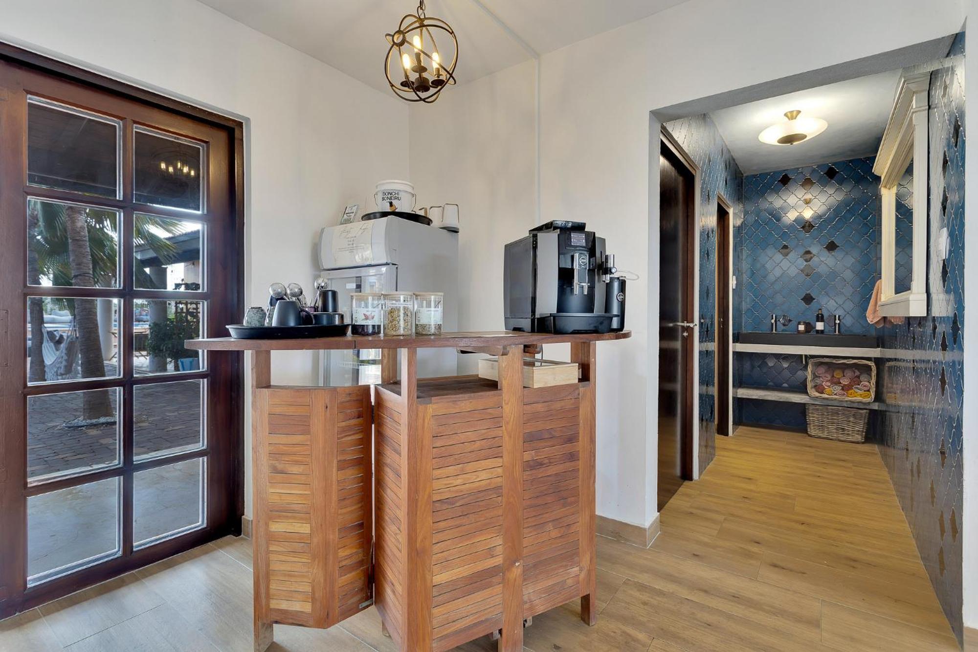 Boutique Hotel Wanapa - Adult Friendly - 14 Years And Older クラレンダイク エクステリア 写真