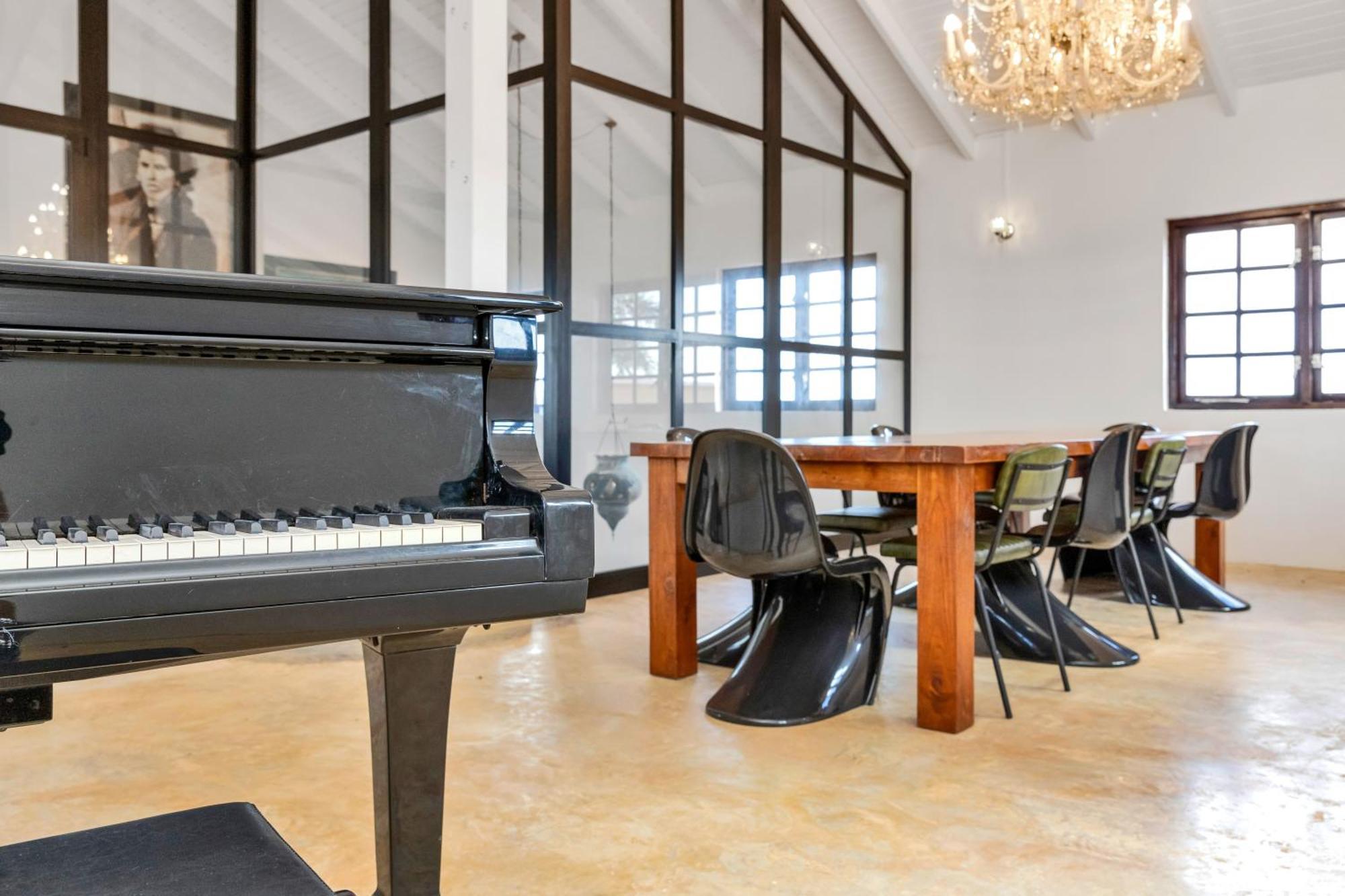 Boutique Hotel Wanapa - Adult Friendly - 14 Years And Older クラレンダイク エクステリア 写真
